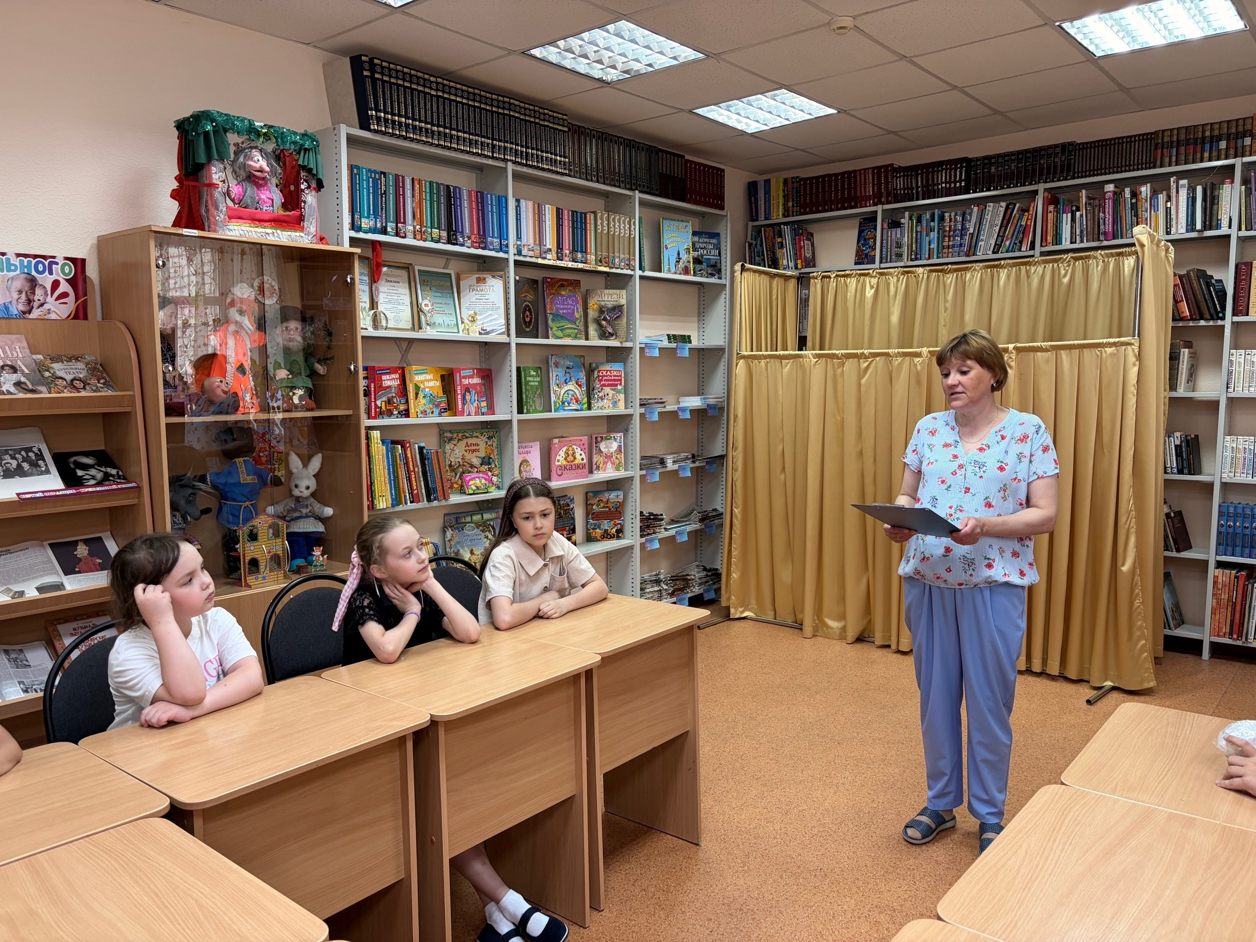 Read more about the article ГЕРОЙ В ОПАСНОСТИ: ПРАВИЛА ВЫЖИВАНИЯ В КНИЖНОМ И РЕАЛЬНОМ МИРЕ